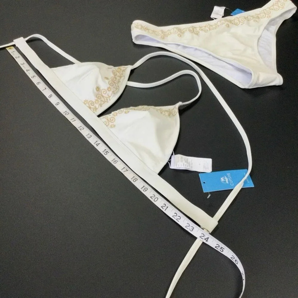 NWT Cupshe Womens Ivory Gold Triangle Bikini Swimsuit Set 2 Piece Medium/Large - Picture 4 of 14